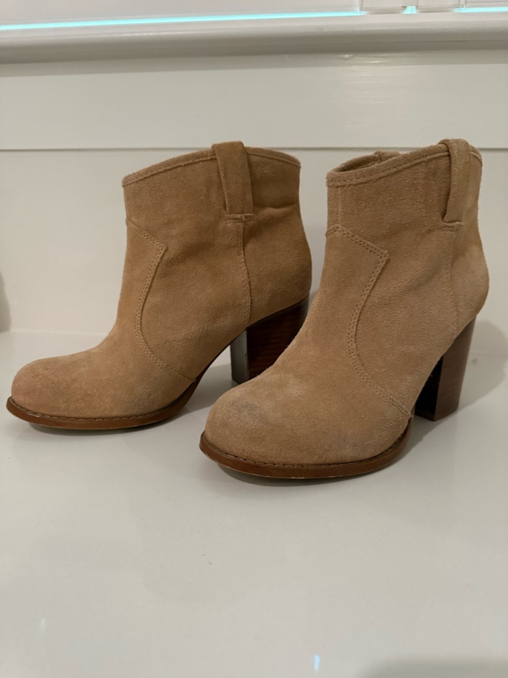 Splendid Lakota Pull On Ankle Boot Bootie Chunky Heel Tan Suede Size 8